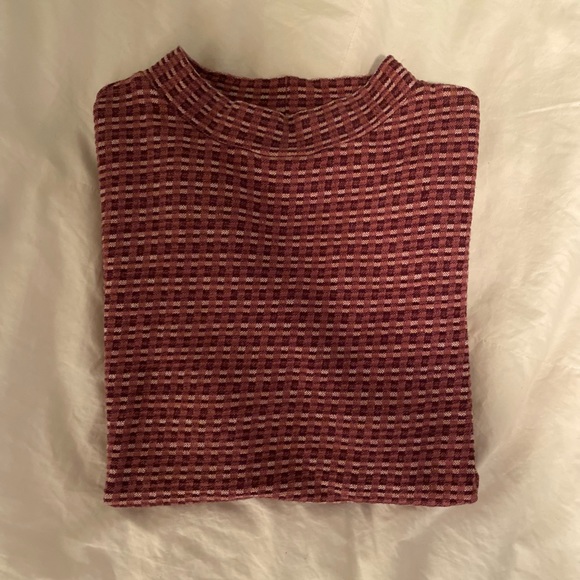 Pink patterned top - Picture 4 of 4